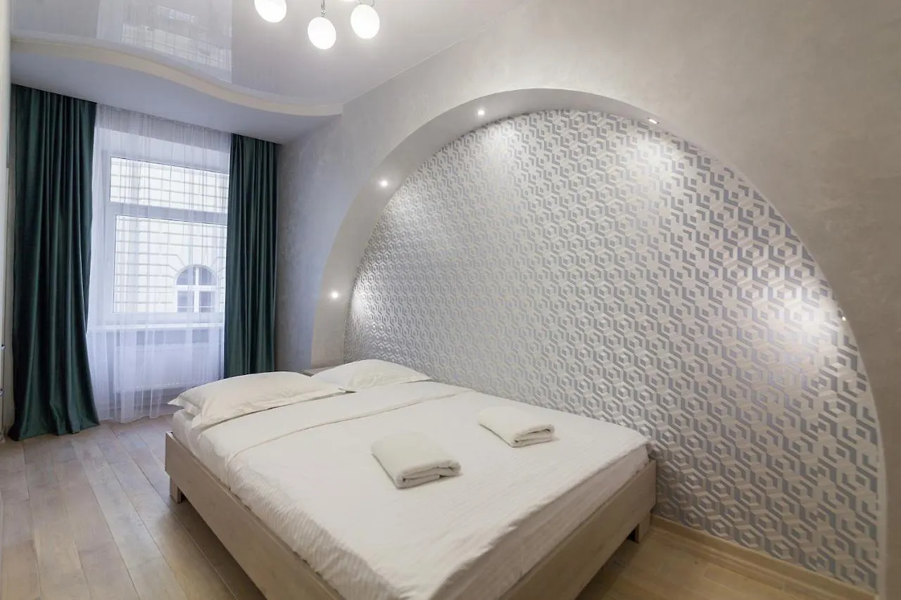 إلفيف Apartment On Knyaza Romana 24