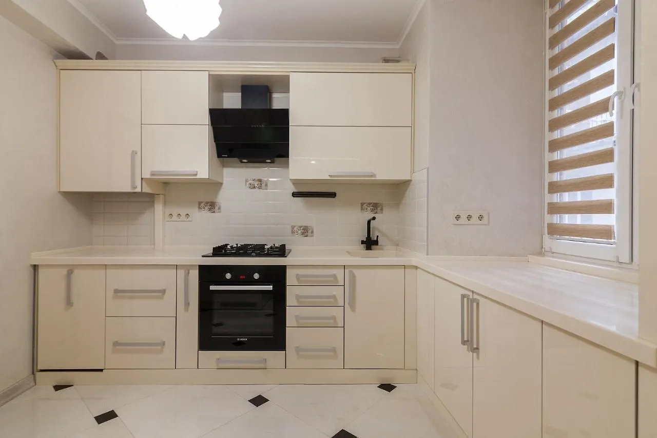 إلفيف Apartment On Knyaza Romana 24